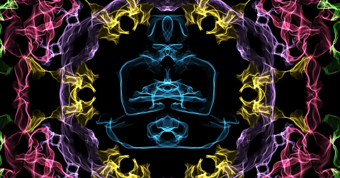 Hey Pandas, What Is The Coolest Thing You Can Draw In Silk? (Closed)