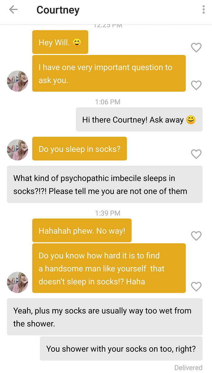 Tinder chat screenshot of people talking about sleeping with socks 