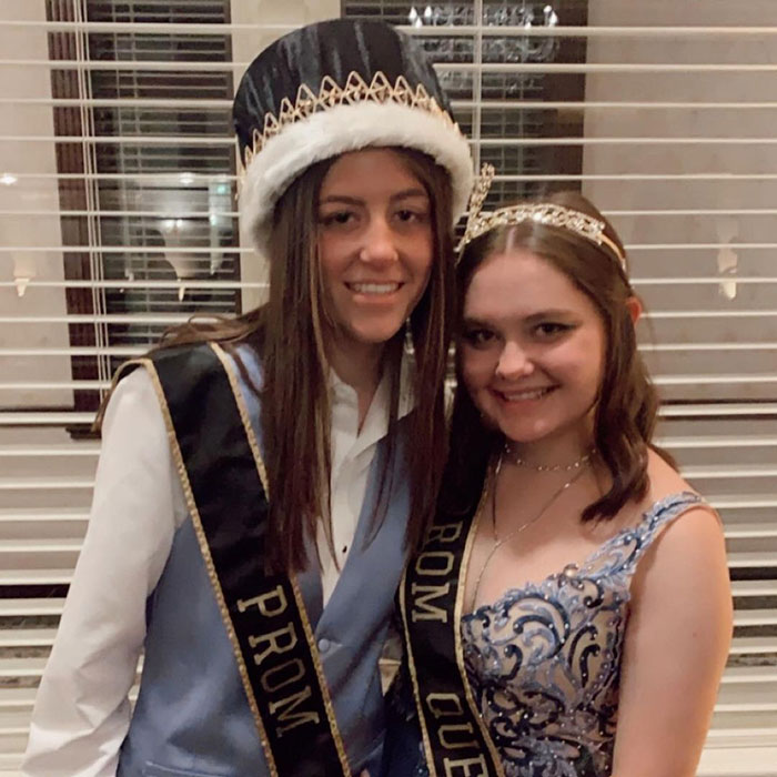 "Absolute Embarrassment": Parents Are Beyond Mad After Ohio School Pupils Elect A Lesbian Couple As Prom King And Queen "Absolute Embarrassment": Parents Are Beyond Mad After Ohio School Pupils Elect A Lesbian Couple As Prom King And Queen