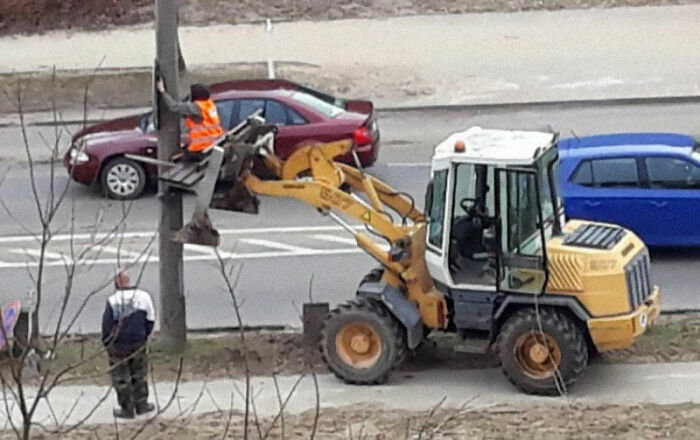 Never Stand Up When You Can Sit Down