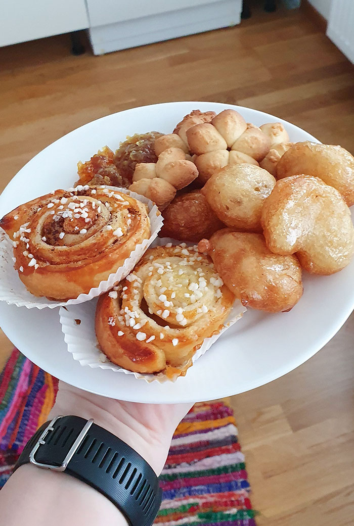 My Neighbors Celebrated Eid Yesterday And Even Though We've Only Said Hi To Each Other In The Hallway They Came Over With This. Everything Was Delicious