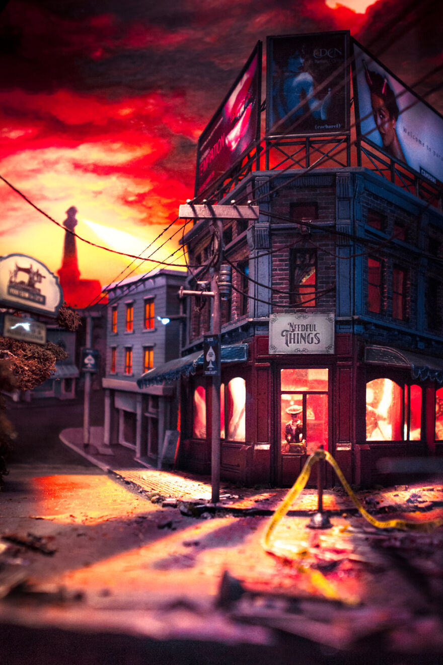 I've Created A Miniature Version Of A Town From Stephen King's Novel I've Created A Miniature Version Of A Town From Stephen King's Novel