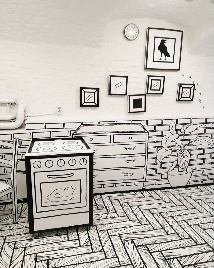 This Unusual Cafe In Russia Looks Like A Comic Book (25 Pics)