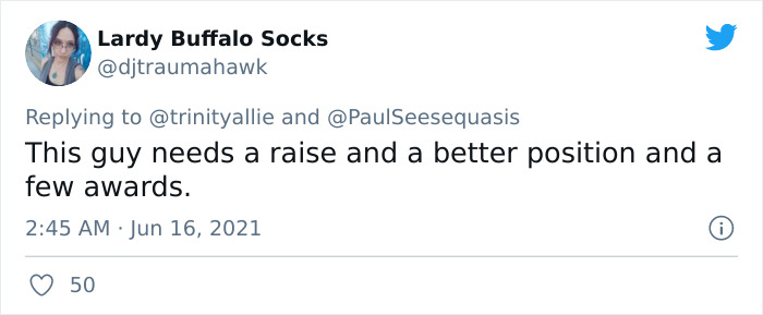 Hero Bartender Goes Viral For Giving A Fake Receipt With A Note To Two Girls Being Harassed By A Creepo Hero Bartender Goes Viral For Giving A Fake Receipt With A Note To Two Girls Being Harassed By A Creepo