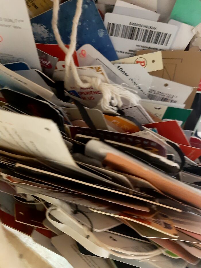 Garment Tags! More Than 2000