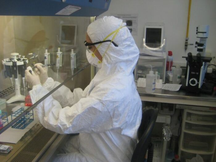 30 Former Students Who Grew Up To Become Not Who Their Teachers Expected Them To, As Shared In This Online Group