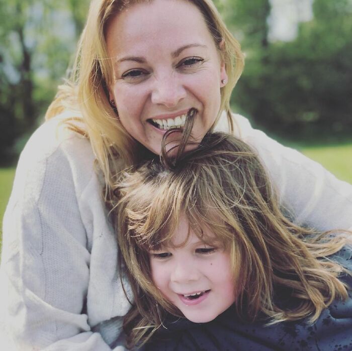 Mother Of Autistic Boy Surprised By The Kindness Of This Stranger Who Helped Her Out Mother Of Autistic Boy Surprised By The Kindness Of This Stranger Who Helped Her Out
