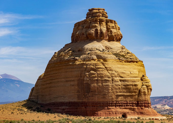 30 People Share Stories About "Professionals" Who Had Some Controversial Opinions