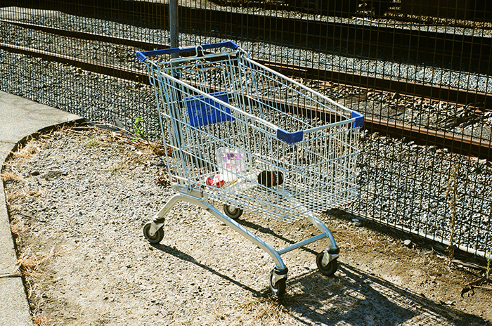 "I Don't Work Here, Lady": 30 Satisfying Stories Of Customers Reacting To Being Mistaken For Employees, Shared In This Online Group