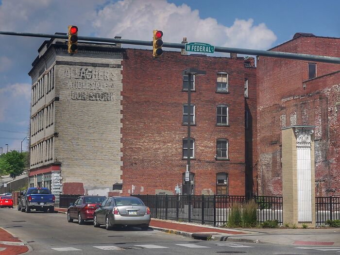 People In This Online Group Share The 30 Most Unpleasant-Looking Cities In America They’ve Ever Visited