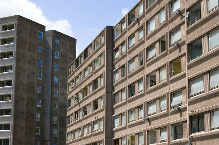 30 Business Decisions That Ended Up Hurting Companies, As Shared In This Online Group