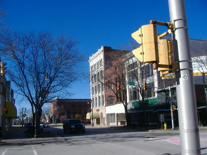 People In This Online Group Share The 30 Most Unpleasant-Looking Cities In America They’ve Ever Visited