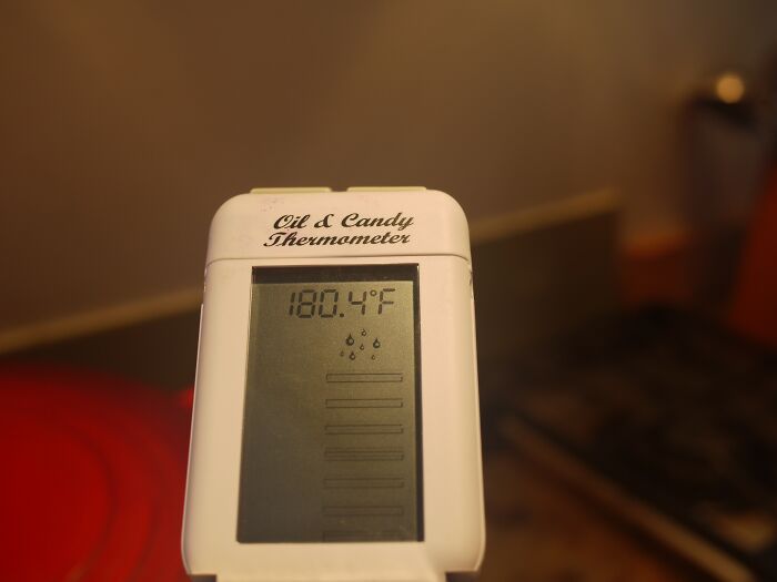 30 People In This Online Group Share Unexpected Features That Make Them 1% Of The Population