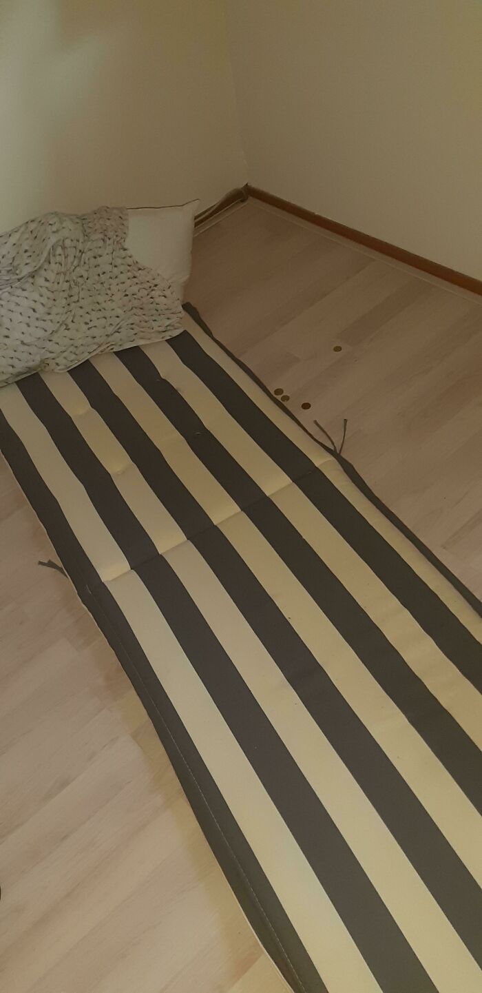 20f. Mother And Stepfather Told Me: Take This Or You'll Have Nothing To Sleep On. Gave A Normal Mattress To My Stepfather's Son And Didnt Even Tell Me He'll Be Coming. F**k Them All