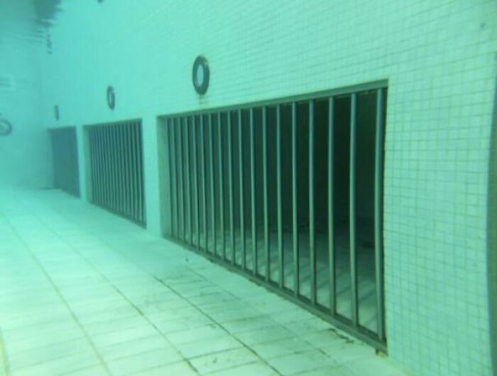 I Couldn’t Get A Specific Picture But At My Local Leisure Centre There’s A Wave Machine Like The One In The Pic. The Part It’s In Has Sides That Go Up About 3 Metres Above The Waterline Around You