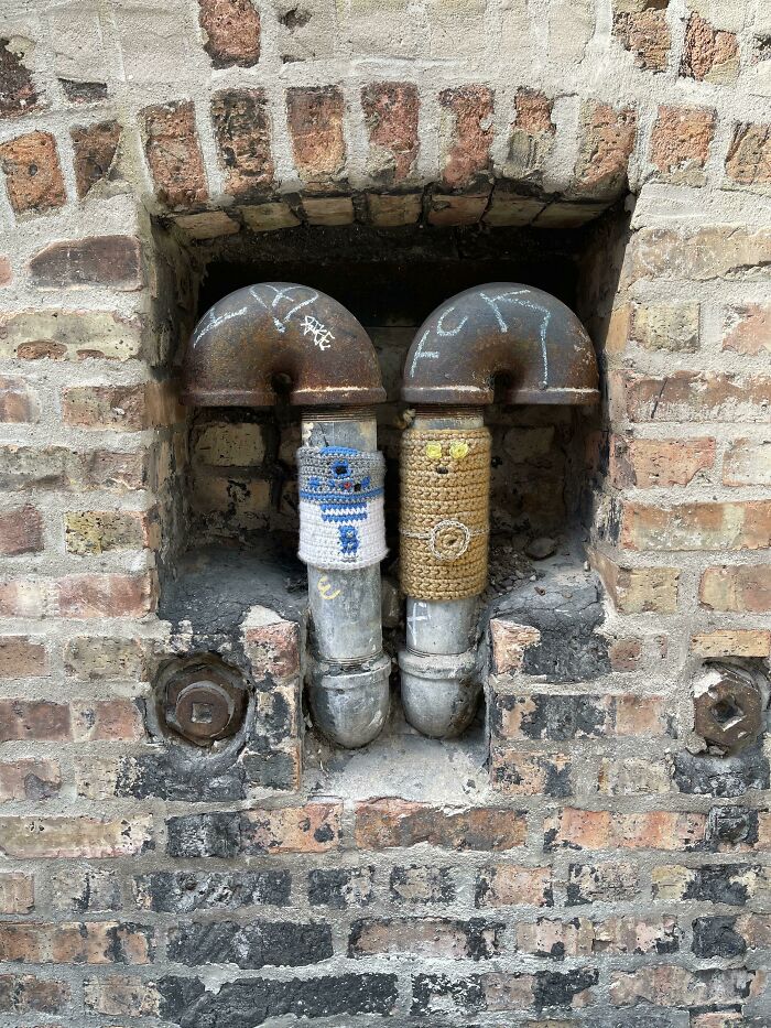 As Seen In An Alley In Downtown Chicago