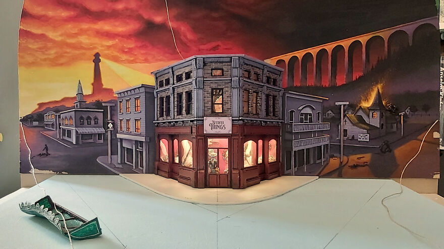 I've Created A Miniature Version Of A Town From Stephen King's Novel