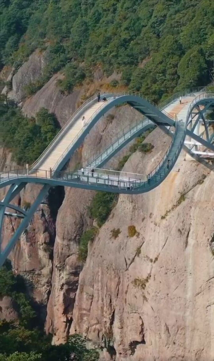 Ruyi Bridge In Shenxianju, Taizhou