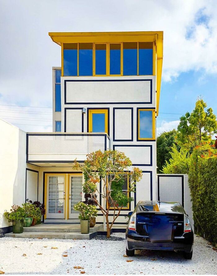Modernistic Home In Venice, Ca