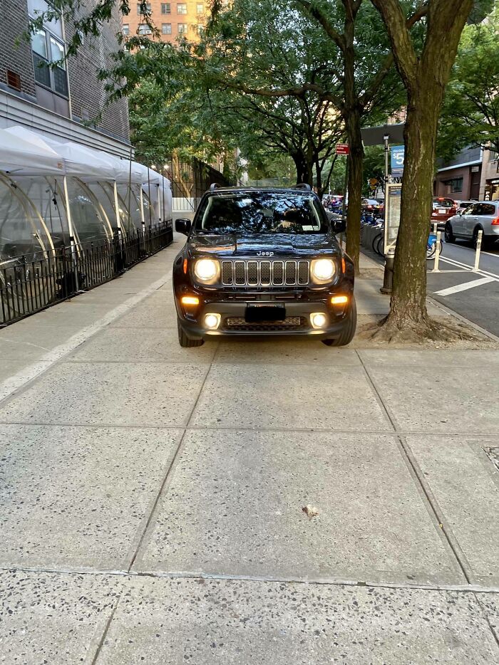 Driving Down A Sidewalk In Manhattan. Accelerated At Me And Went Over The Curb When He Saw Me Taking A Pic