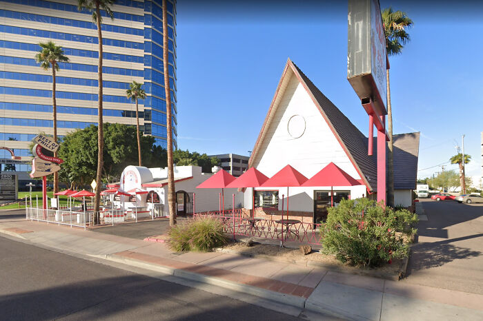 2-For-1: Repurposed Original Taco Bell And An Old IHOP