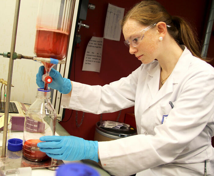 30 Former Students Who Grew Up To Become Not Who Their Teachers Expected Them To, As Shared In This Online Group