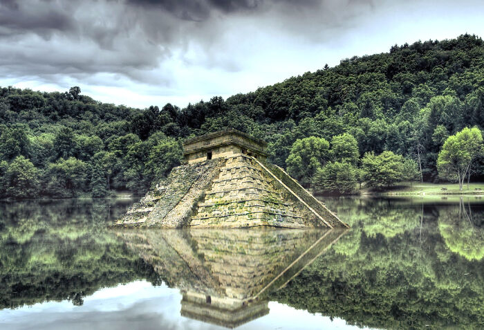 Artists Digitally Move Historic Monuments Around And Some Of Them Become Stunning