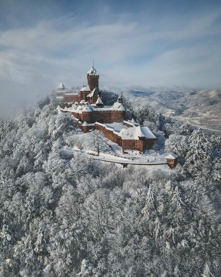 Le Château Du Haut-Kœnigsbourg In Orschwiller, Alsace, France