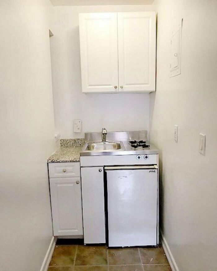 Do You Think You Have The Worst Apartment In NYC? Send Me A Photo And You Could Make Some Money If It’s Accepted For An Upcoming Campaign #whatisnewyork (@luna.nova)