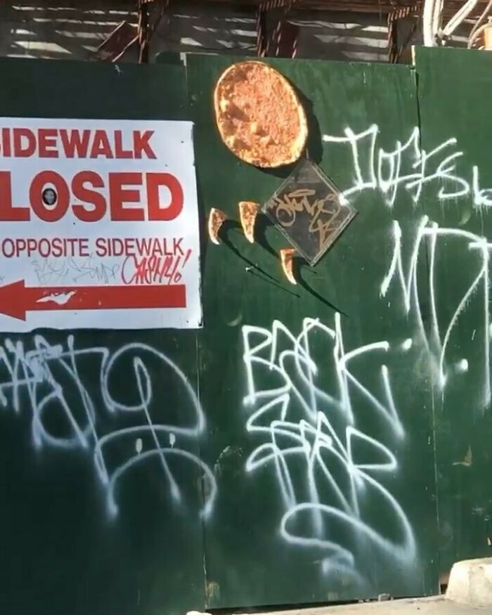 ‘Post No Bills Pizza’ > ‘Duct Tape Banana’ #whatisnewyork