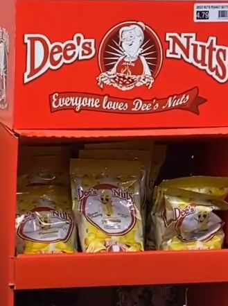 Dees-Nuts-60c76cc01ccd5.png