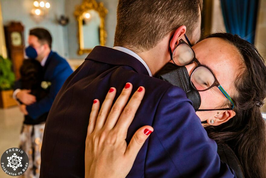 How It Feels To Wear A Mask. Photo By Miguel Bolaños