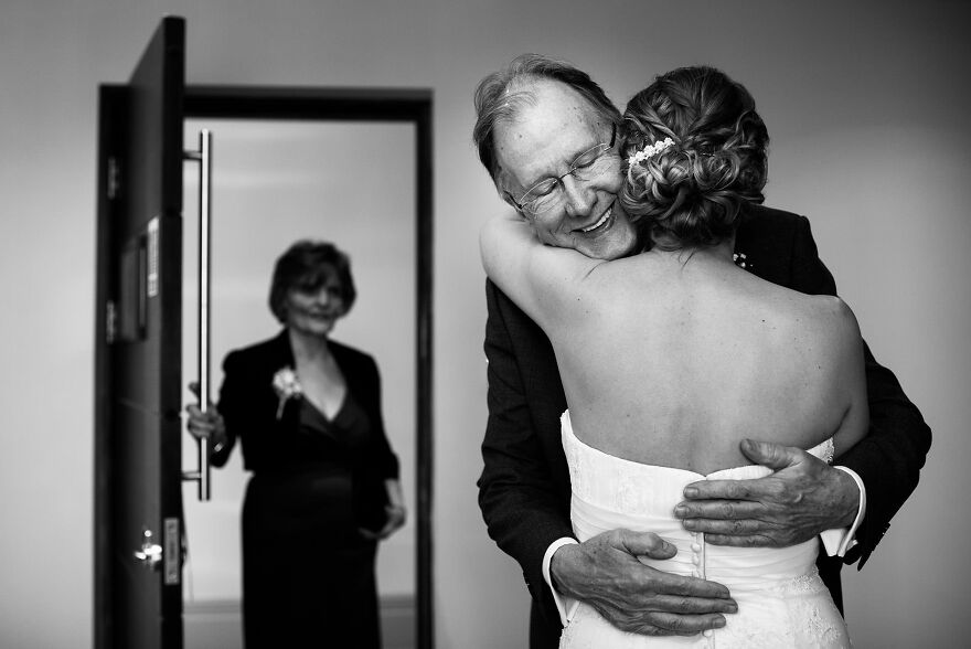 The Best Fathers And Brides Special Moments - Unposed Pictures From My Wedding Photography.
