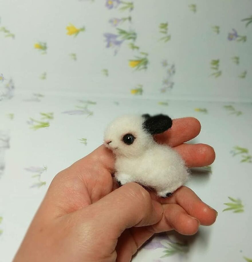 Russian Artist Creates Incredibly Realistic Little Animals Made Entirely Of Wool (New Pics)