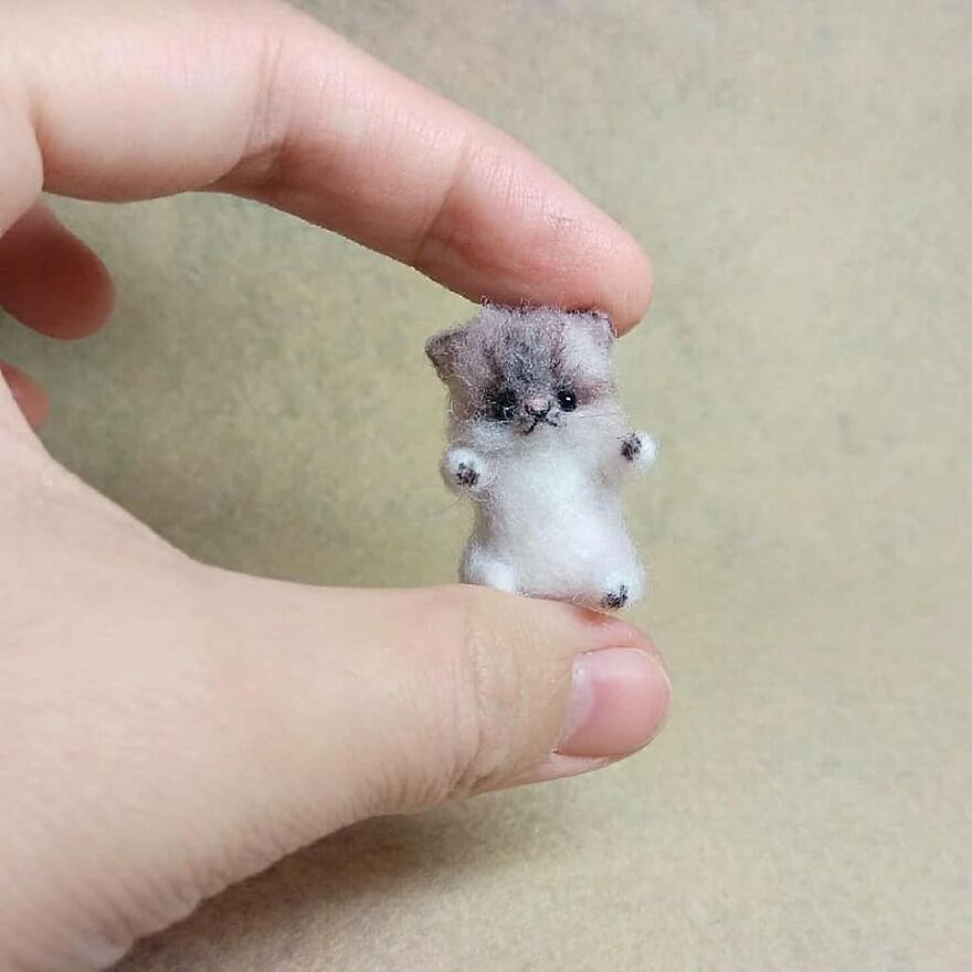 Russian Artist Creates Incredibly Realistic Little Animals Made Entirely Of Wool (New Pics)