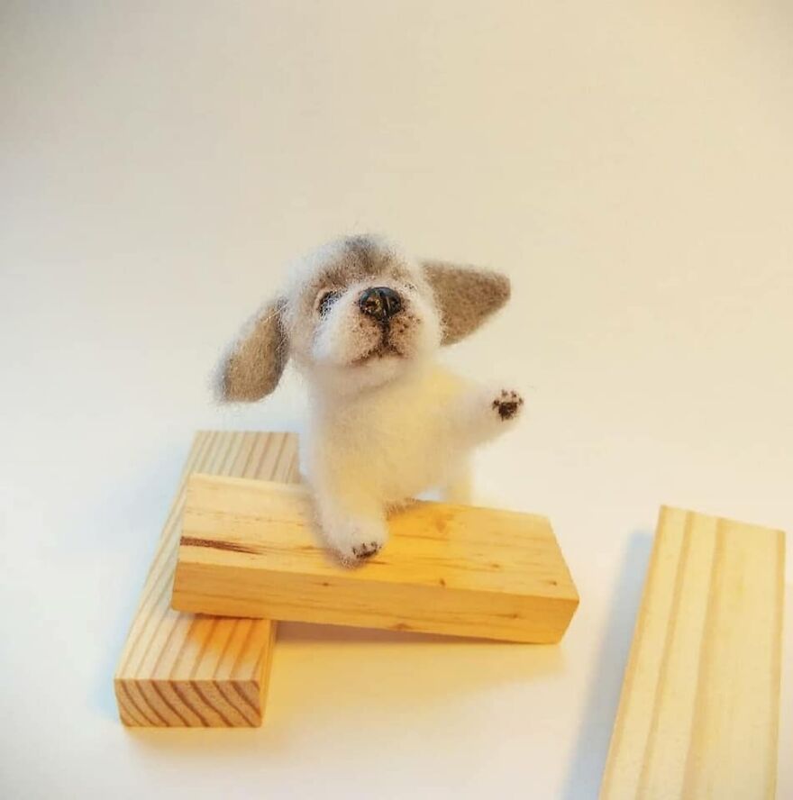 Russian Artist Creates Incredibly Realistic Little Animals Made Entirely Of Wool (New Pics)