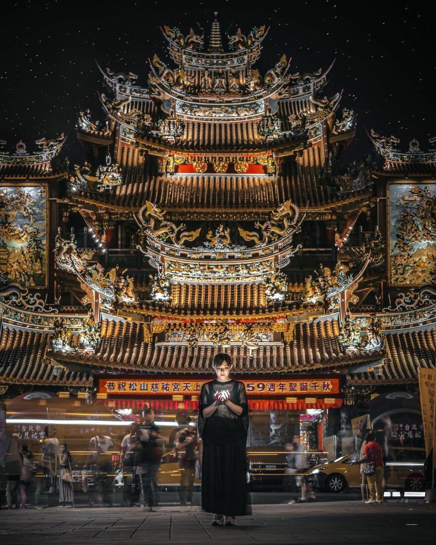 The Photographer Takes Pictures Of Everyday Asia That Our Eyes Would Hardly See