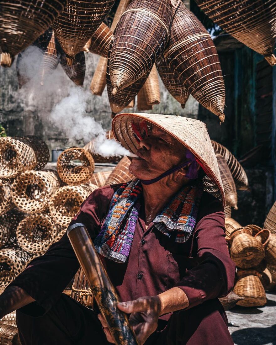 The Photographer Takes Pictures Of Everyday Asia That Our Eyes Would Hardly See