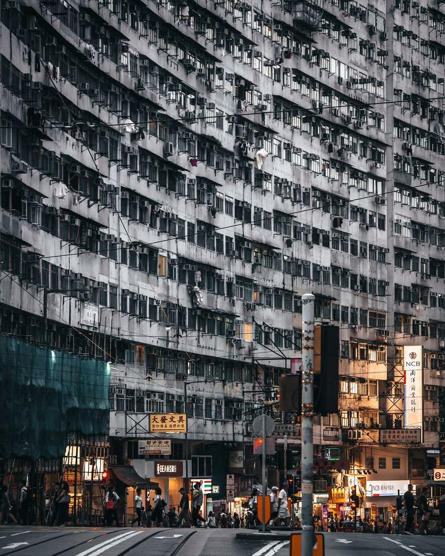 The Photographer Takes Pictures Of Everyday Asia That Our Eyes Would Hardly See