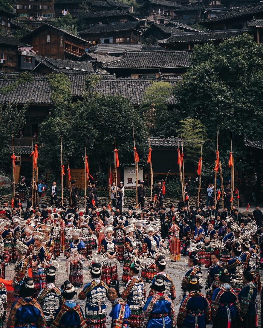 The Photographer Takes Pictures Of Everyday Asia That Our Eyes Would Hardly See