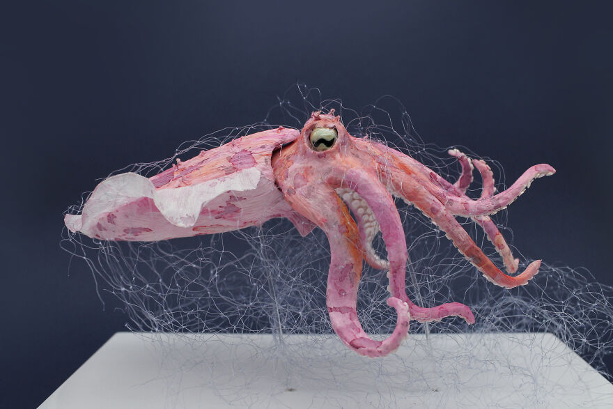 I've Created These Animal Sculptures To Show The Consequences Of Ocean Pollution I've Created These Animal Sculptures To Show The Consequences Of Ocean Pollution