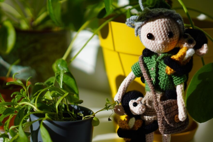 I Crochet Famous Women In Science To Create Role Models And Awareness