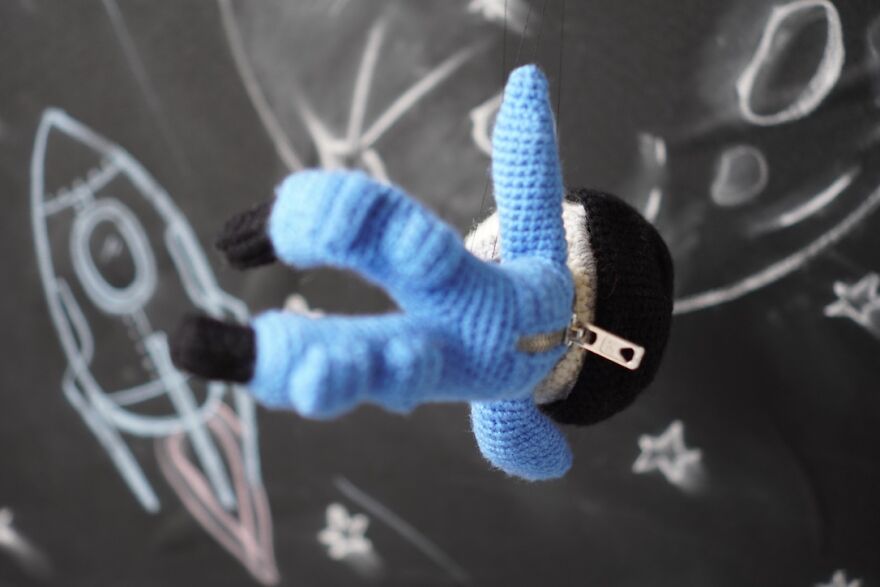 I Crochet Famous Women In Science To Create Role Models And Awareness