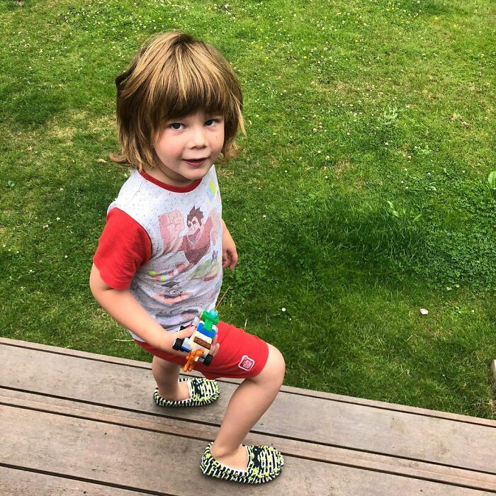 Mother Of Autistic Boy Surprised By The Kindness Of This Stranger Who Helped Her Out Mother Of Autistic Boy Surprised By The Kindness Of This Stranger Who Helped Her Out