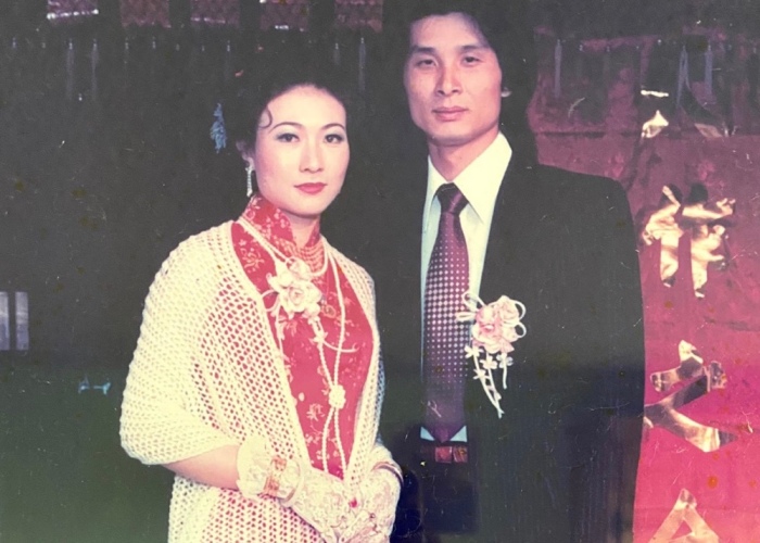 Hey Pandas, Share Your Old School Wedding Photos (Closed)