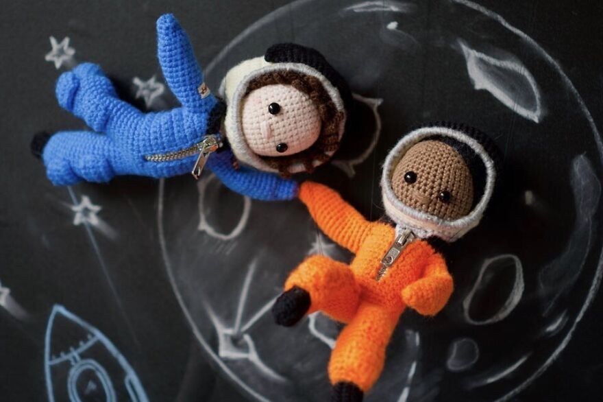 I Crochet Famous Women In Science To Create Role Models And Awareness