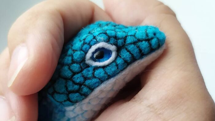 Artist Makes Hyper-Realistic Wool Animal Sculptures Through Needle Felting (46 New Pics)