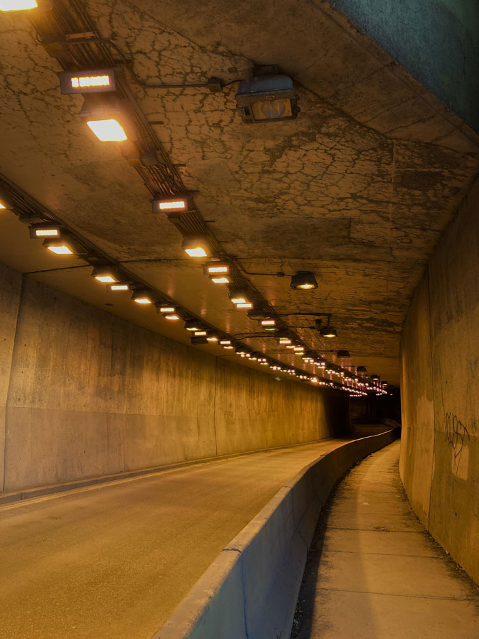 Tunnel