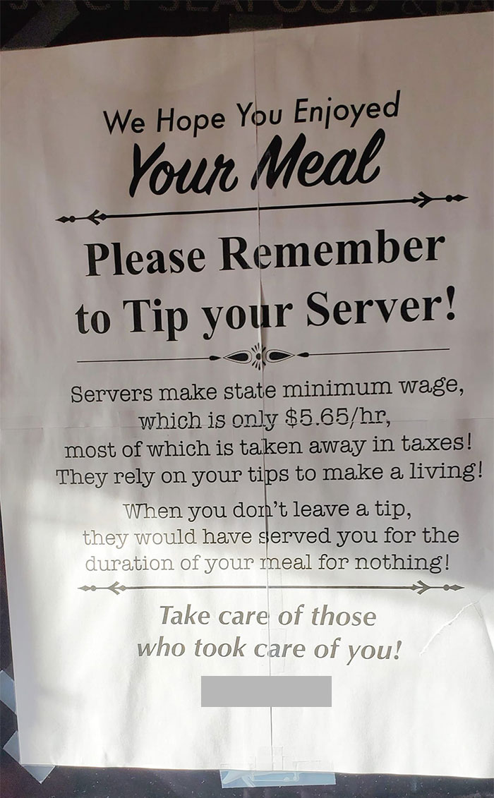 Restaurant Posts A Sign Begging Clients To Tip Servers, Digs Their Own Grave As People Start Criticizing Them Restaurant Posts A Sign Begging Clients To Tip Servers, Digs Their Own Grave As People Start Criticizing Them