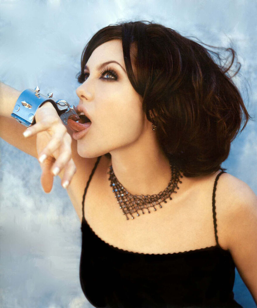 Angelina Jolie, In Rare Photos: This Is How She Conquered Hollywood (40 Pics)